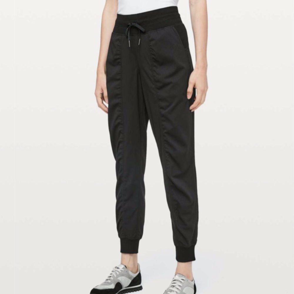Lululemon Dance Studio Black Jogger *29"